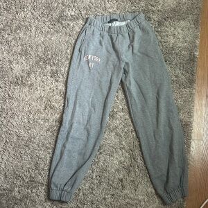 dark gray brandy Melville sweatpants with red and white New York print